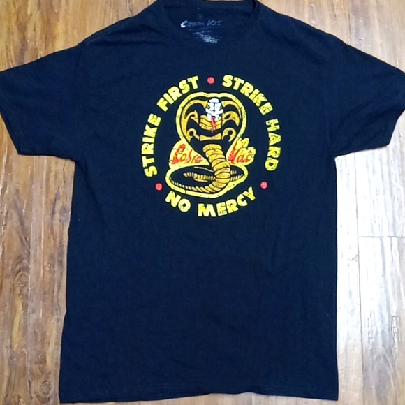 Vêtements pour hommes Ripple Junction WWE , WWE équipement